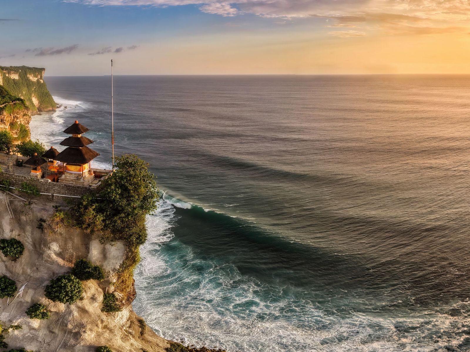 Uluwatu Temple on its cliff at sunset